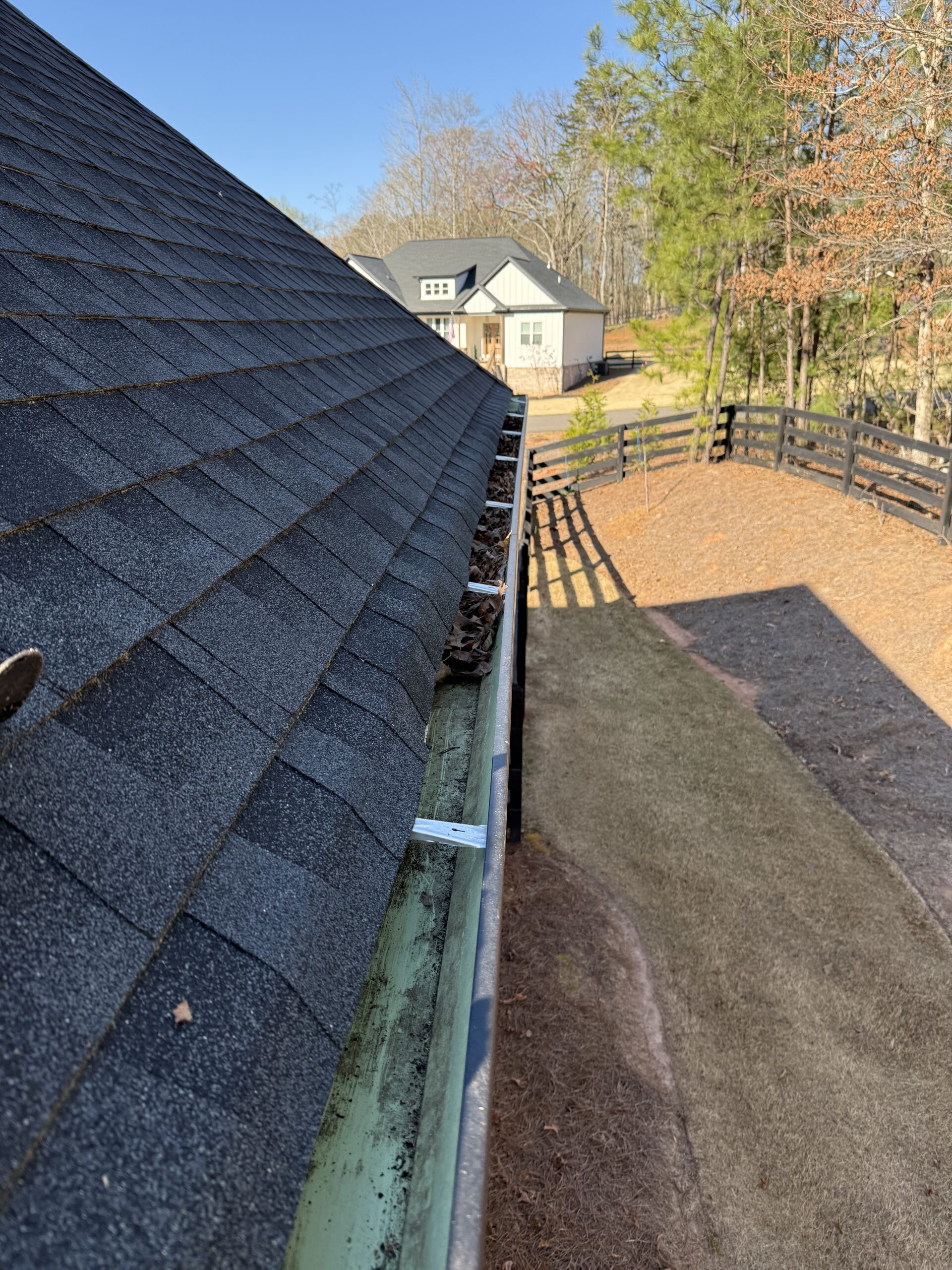 Gutter cleaning result